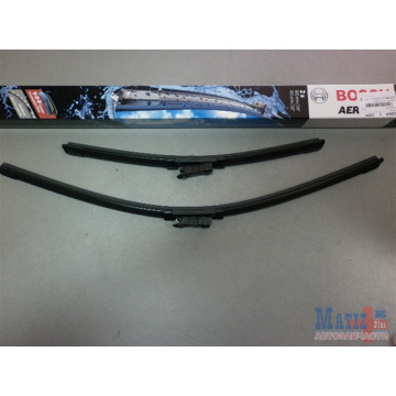 Щетки стеклоочистителя комплект 2шт (бескаркасные,площадка) для Volkswagen Polo